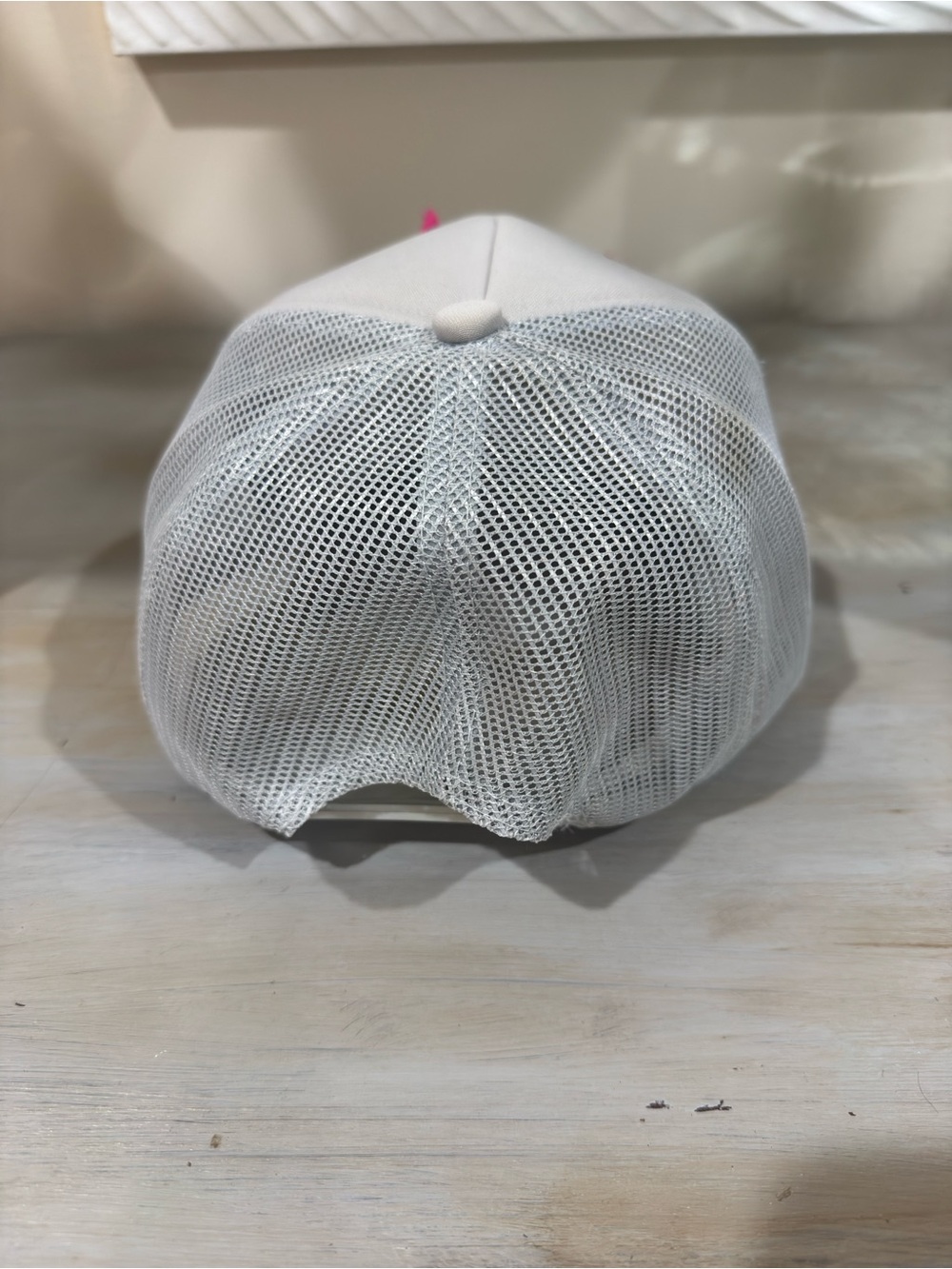 Gray Mesh Kilim Trucker Hat with Red & Pink Patchwork - Picture 2 of 2